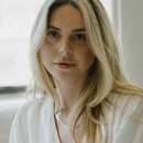 38 yr old Lonely Woman Seeks Female Passion in Leeds